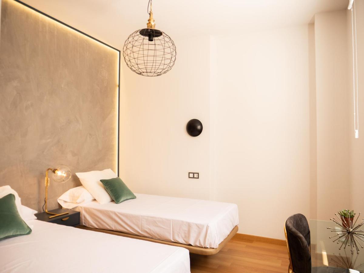 Stylish Apartment In The Heart Of Malaga With Pool Экстерьер фото