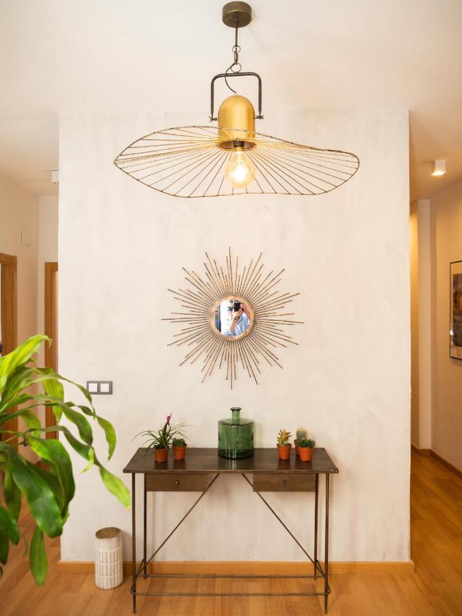 Stylish Apartment In The Heart Of Malaga With Pool Экстерьер фото