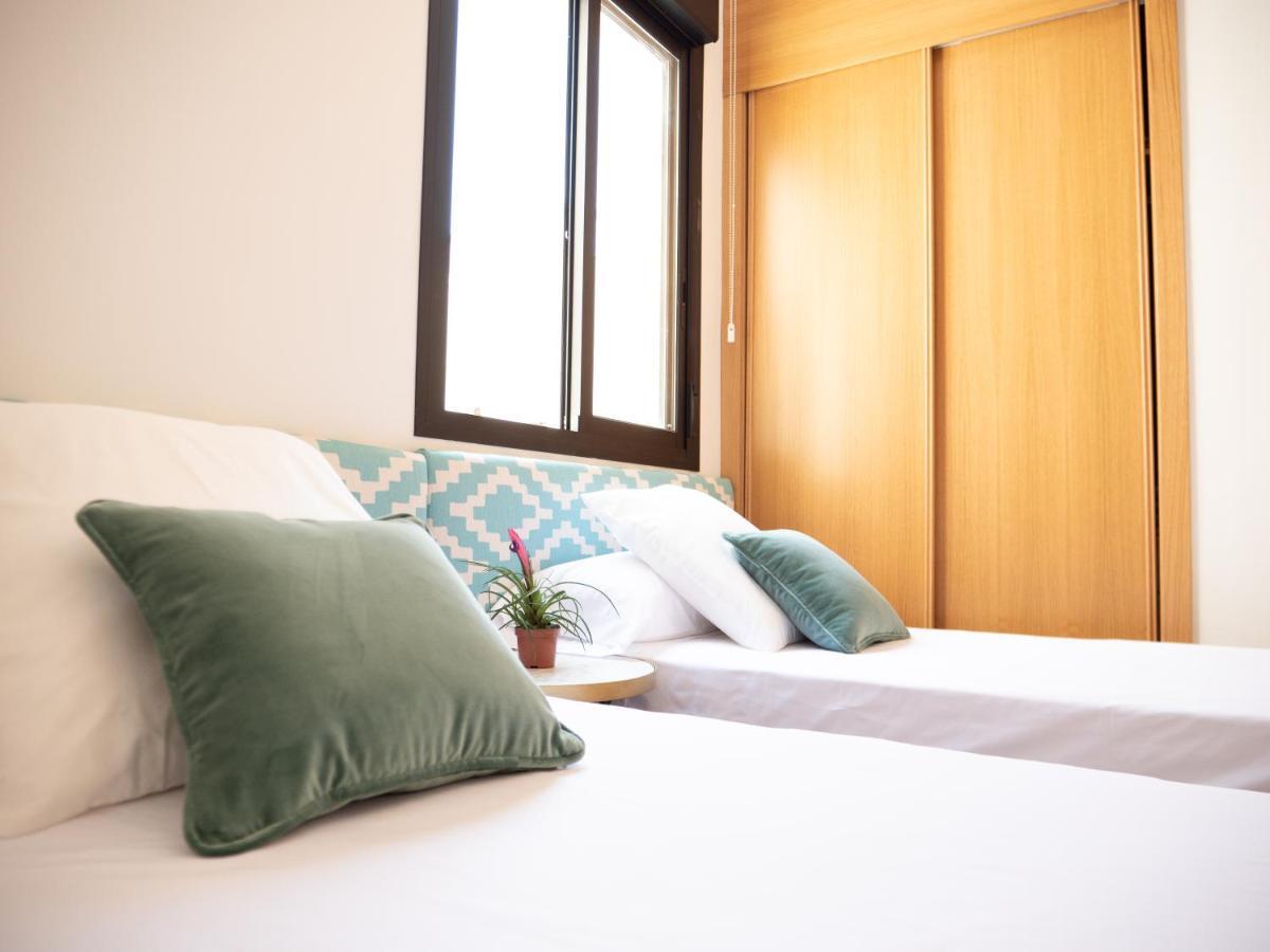 Stylish Apartment In The Heart Of Malaga With Pool Экстерьер фото