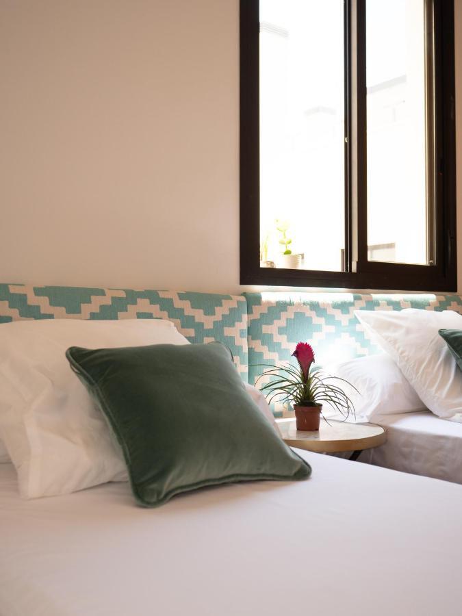 Stylish Apartment In The Heart Of Malaga With Pool Экстерьер фото